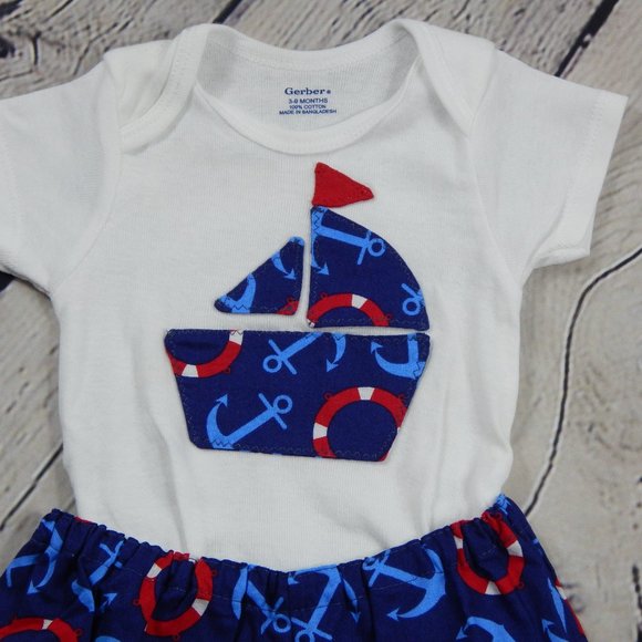 Onesie with Handmade Design and Shorts - Picture 3 of 6